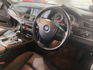BMW 7 Series 740Li full