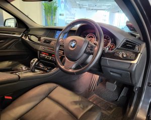 BMW 5 Series 535i Sunroof full