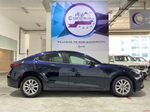 Mazda 3 1.5A Deluxe full