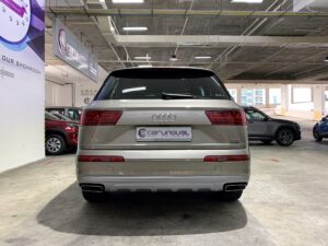 Audi Q7 2.0A TFSI Quattro full