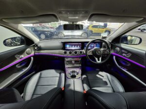 Mercedes-Benz E-Class E200 Avantgarde full