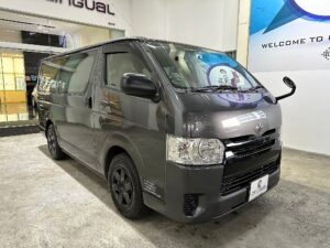 Toyota Hiace 2.8A DX full