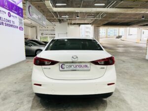 Mazda 3 1.5A Sunroof full