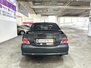 Mitsubishi Lancer 1.6M full